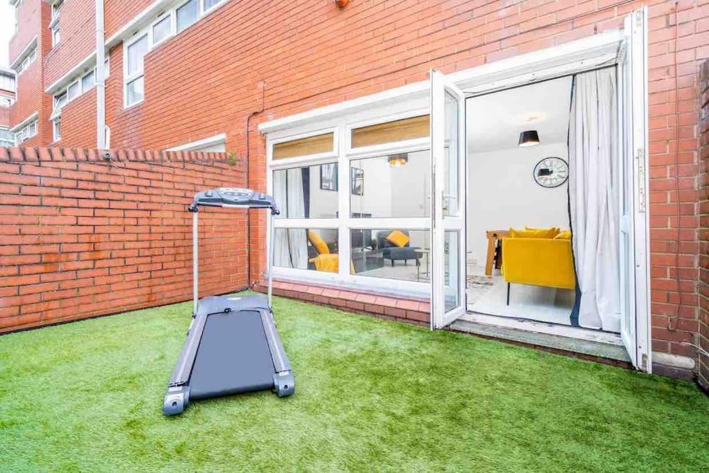 ✪Central✪6Bed✪ Parking✪Pool Table✪Private Patio ✪ Birmingham Buitenkant foto