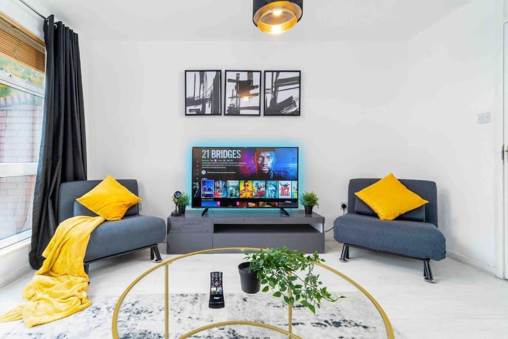 ✪Central✪6Bed✪ Parking✪Pool Table✪Private Patio ✪ Birmingham Buitenkant foto